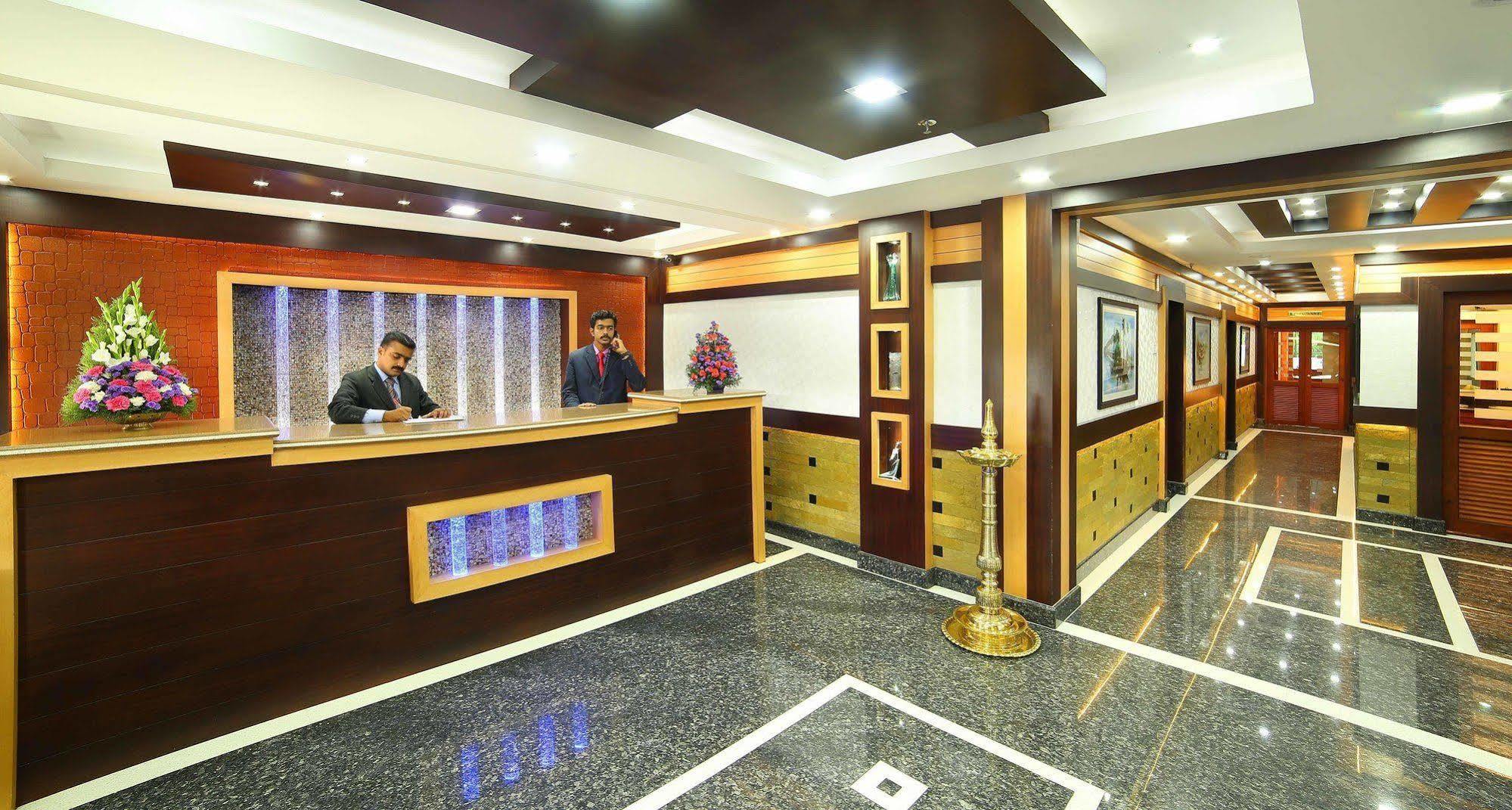 Elysium Garden Hotel Munnar Ngoại thất bức ảnh